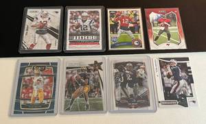 lot 31H image: Tom Brady 8 Card Football Lot