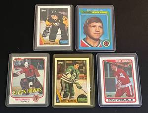 lot 66H image: 5 Card Vintage Hockey Star Lot 1979-1990 - Bobby Hull, Mario Lemieux, Steve Yzerman, Ron Francis, Tony Esposito