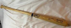 lot 10G image: Moises Alou Signed Rawlings Big Stick Baseball Bat with JSA COA