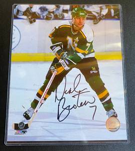 lot 64G image: Neal Broten Signed 8x10 Minnesota North Stars Photo Hockey
