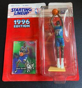 lot 72C image: Kevin Garnett Rookie Starting Lineup Figure 1996 Minnesota Timberwolves