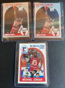 lot 201A image: Michael Jordan 2 Card Lot - 1990 NBA Hoops #65 Basketball Cards
