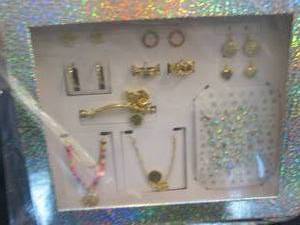 Jewelry Gift Set Retail $50.00...