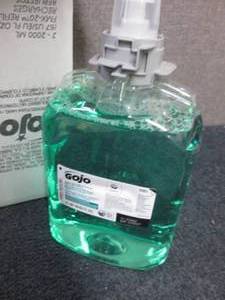 GOJO FMX-20 Foaming Hand Soap Refil...