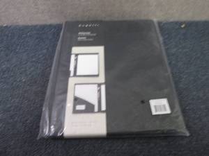 Burgatti Padfolio Retail $26.39...