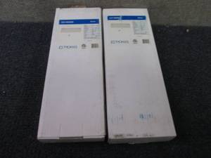 2 Thomas Lighting - UC180940 - Auro...
