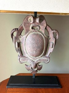 lot 13 image: Quoizel Marietta Pendant Imperial Lamp
