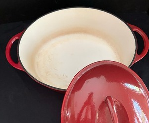 lot 84 image: Authentic Kitchen Cast Iron Baking Dish with Lid
