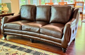 lot 1 image: Hancock and Moore Sundance Portfolio Leather Sofa