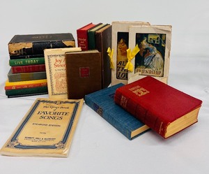 lot 76 image: Vintage Variety of Books Including Hymnals, Poetry and More