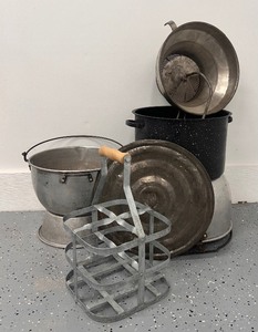 lot 65A image: Vintage Canning Supplies