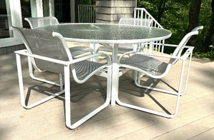 lot 15B image: Brown Jordan Patio Set