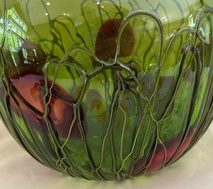 lot 99 image: Amazing Threaded Art Glass Vase