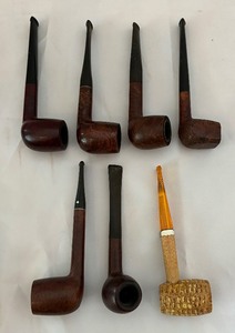 lot 106 image: Plethora of Pipes, Pipe Stand and More