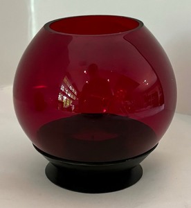 lot 155 image: Four Vintage Bo-Svensk MCM Candle Holders
