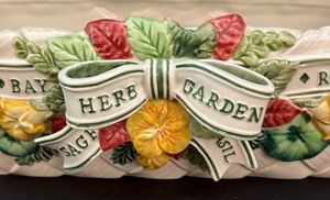 lot 158 image: Fitz & Floyd Herb Garden Planter