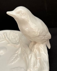 lot 161 image: Grace Teaware Bird Plate