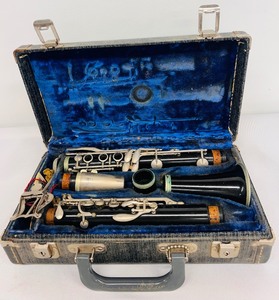 lot 113 image: Vintage LeBlanc Normandy ResoTone USA Clarinet