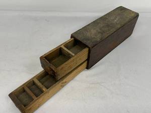 lot 253A image: Antique Wooden Printers Case