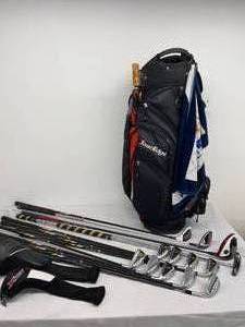 lot 289 image: Taylor Made Golf Clubs with Tour Edge Golf Bag