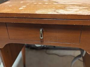 lot 112A image: Vintage Wood Sewing Table