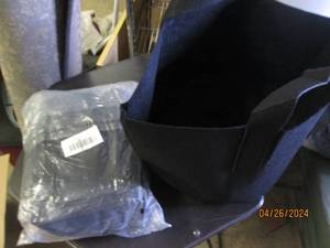 package of 6 new garden plant bags...