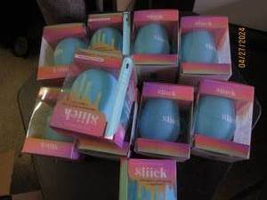 8 sliick microwave melting cups...