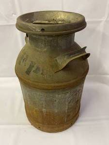 lot 125 image: Vintage Metal Milk Can With Lid