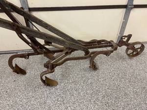 lot 133 image: Vintage Wooden Handled Garden Hoer