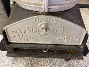 lot 155 image: Jamesway Cast Iron Stove