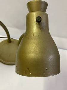 lot 174 image: Vintage Metal Dual Flex Arm Table Lamp