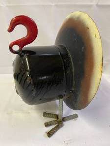 lot 191 image: Fun Metal Art Turkey Made from a Propane Tank