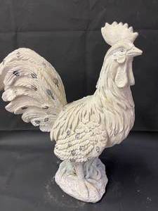 lot 216 image: Decorative Resin Rooster Figurine