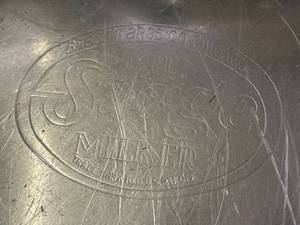 lot 254 image: Vintage Metal The Surge Milker