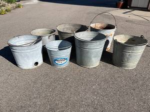 lot 263 image: Assorted Metal Gardening Buckets