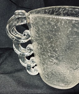 lot 68 image: Vintage French Opalescent Glass Vase by Pierre Davesn