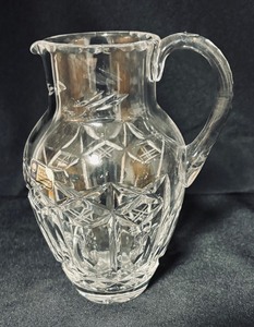lot 311 image: Vintage Crystal and Clear Glass Grouping