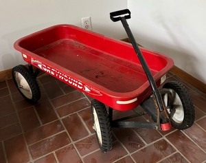lot 338 image: Hamilton Greyhound Wagon