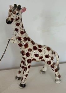 lot 342 image: Vintage Giraffe and Baby Figurines