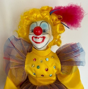 lot 350 image: Delightful Diggles by Artisan Way Clown Doll