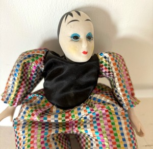lot 356 image: Three Fun Collectible Dolls