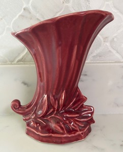 lot 307 image: Vintage Cranberry USA Pottery Vase
