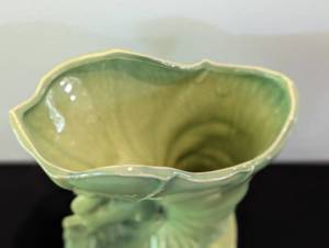 lot 6 image: McCoy Vintage Green Fawn Vase