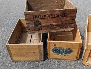 lot 371 image: Assorted Vintage Wood Crates