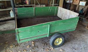 lot 23 image: Cub Cadet Riding Lawnmower and Lawn Trailer