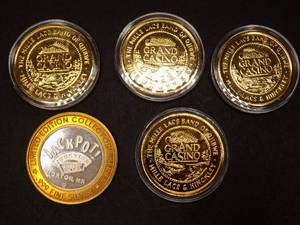 Jackpot Junction Silver Limited edition coin w 4 Grand Casino Collector coins