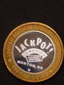 Jackpot Junction Silver Limited edition coin w 3 Grand Casino Collector coins