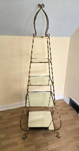 lot 36 image: Unique Pyrimid Mirrored Glass Shelf Display Stand
