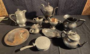 lot 170 image: Collection of Silver Serving Pieces