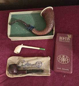 lot 197 image: Vintage Smoking Pipe Collection